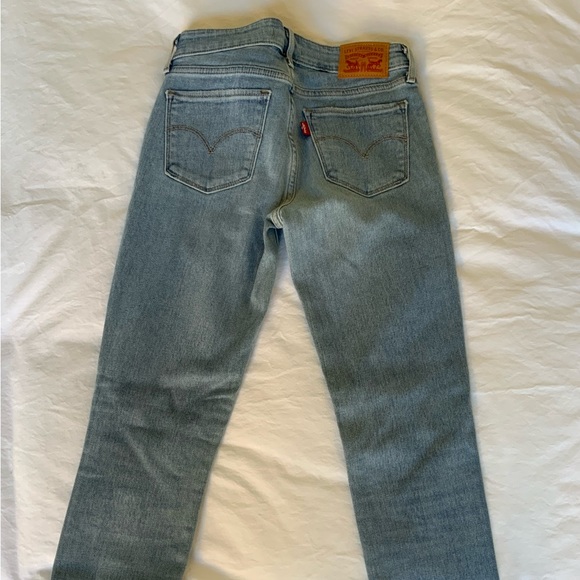 Levi’s Denim Jeans - Picture 4 of 5